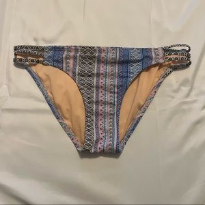 Xhilaration Geometric Pattern Bikini Bottoms